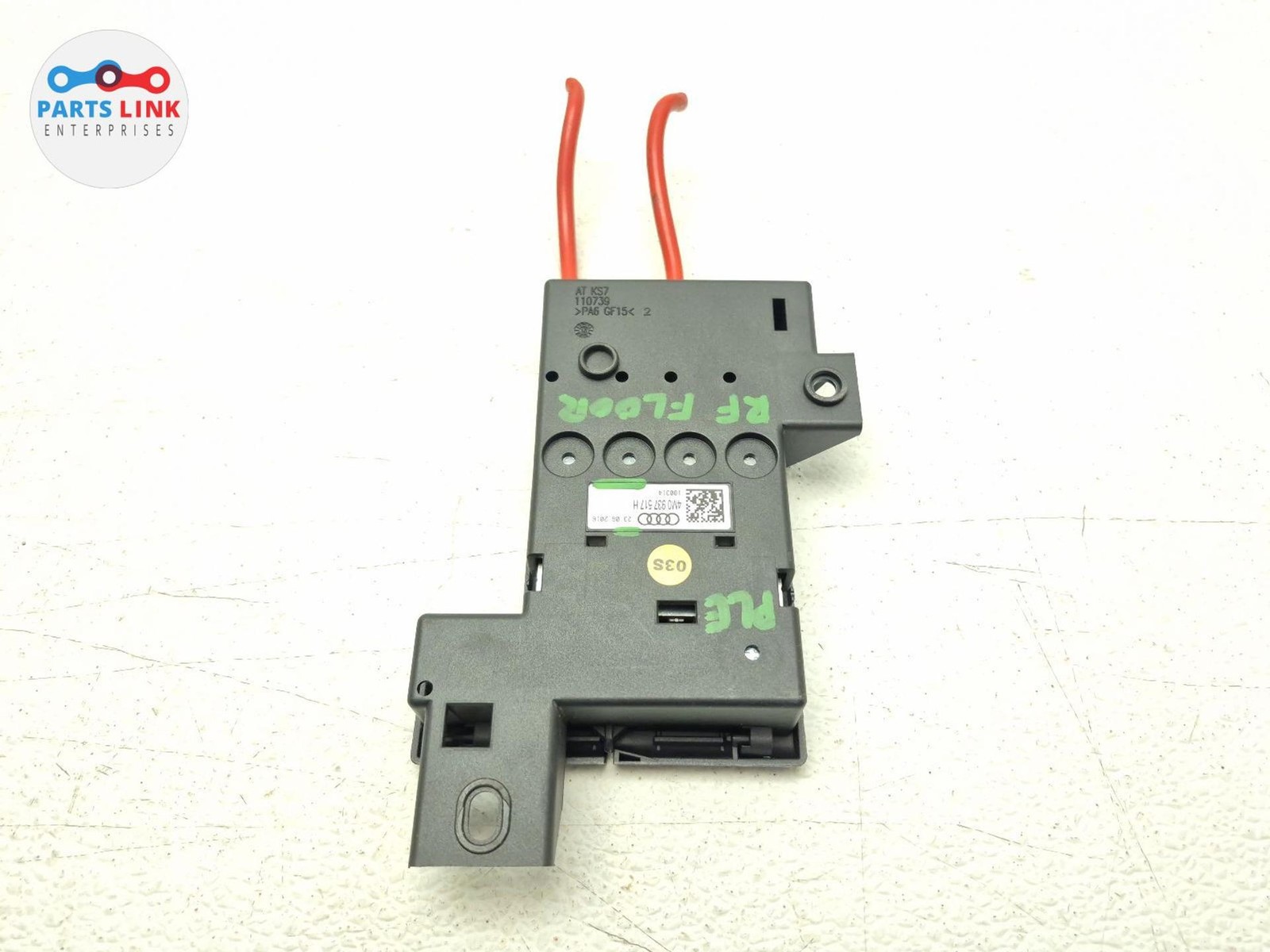 Bentley Bentayga 2016-2020 FRONT+LEFT Fuse box