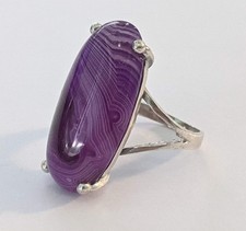 Vintage ring sterling silver 925 Size 7.5 Weight 9.09 g. Purple agate.