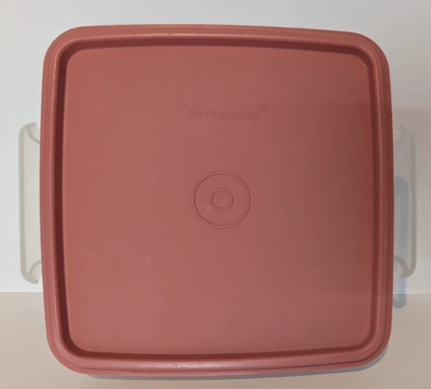 Guardián de sándwiches Tupperware cuadrado con tapa de color malva # 1362-22 Foto 3 de 4