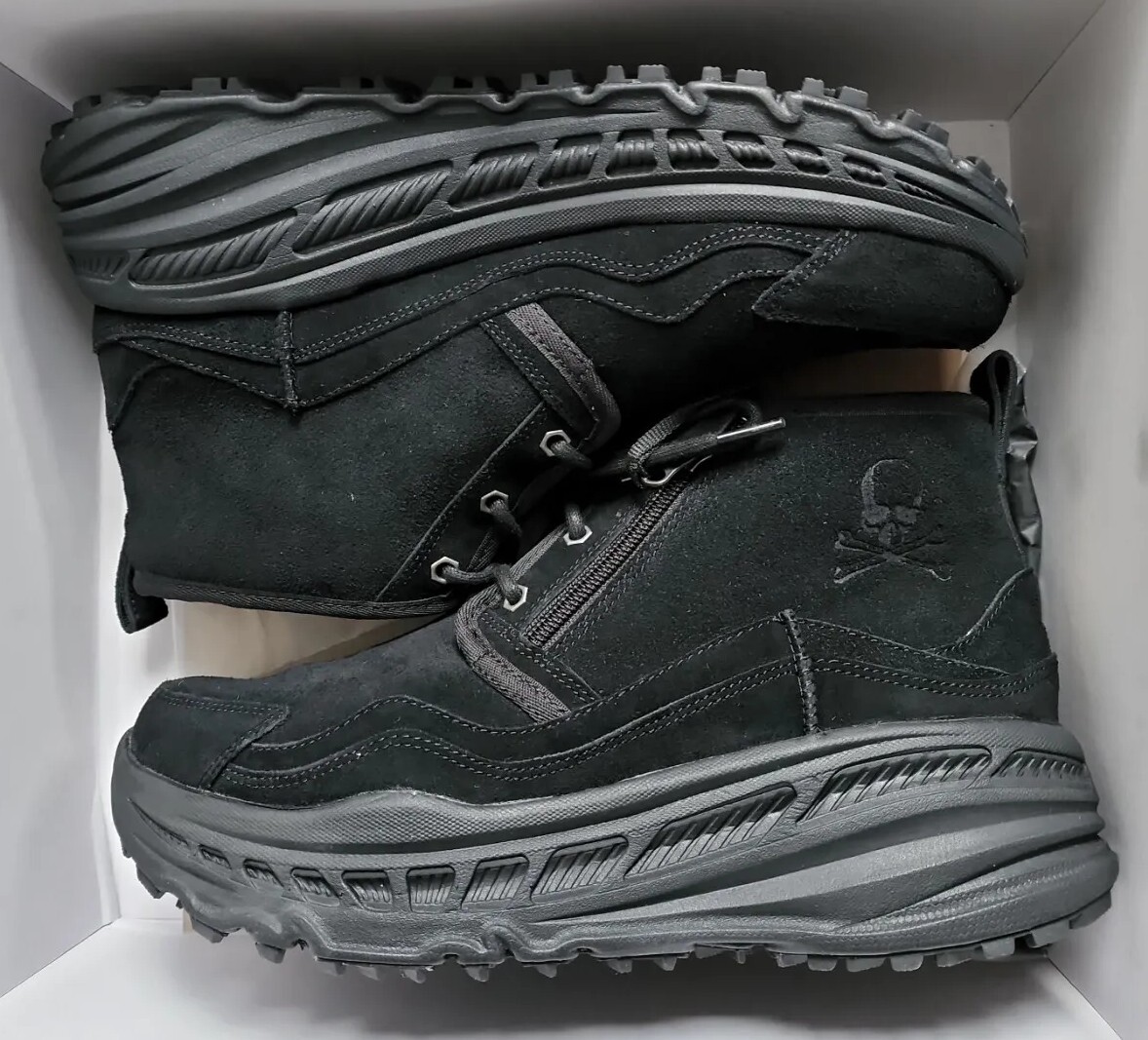 値引交渉可【新品未使用】限定！UGG×Mastermind Neumel BK UGG CA805 Neumel X Mastermind 'Military Sand' 1118694-MSND