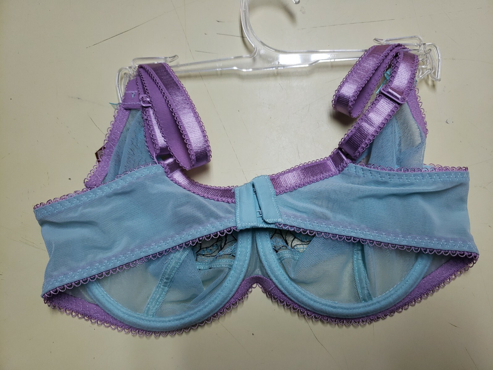 Picture 3 of 6