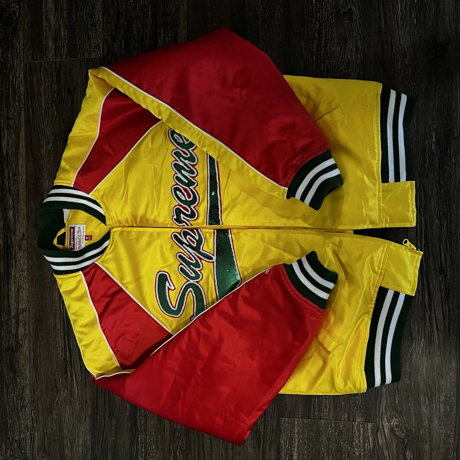 Veste universitaire 2021 Supreme x Mitchell & Ness logo à paillettes « Gold »