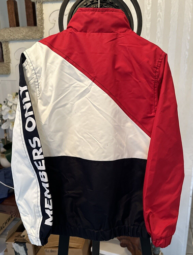 NEW - MEMBERS ONLY Windbreaker Lightweight Track Jacket Zip-Up Kids Size 5 - Picture 4 of 8