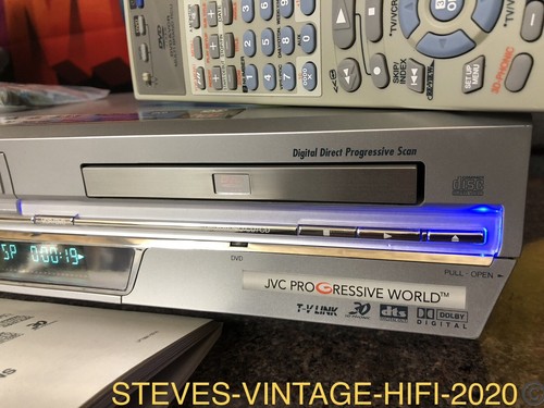 JVC HR-XVS30EK DVD Player & Video Combi Super VHS + Remote NEAR MINT L@@K FREE P - Picture 2 of 16