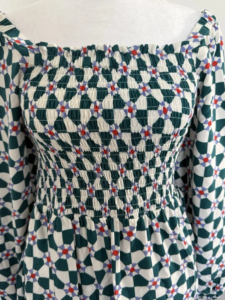 Woman’s Hanna Anderson Green Peppermint Swirl Off The Shoulder Midi Dress - Image 4 of 4