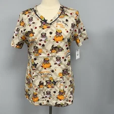 NWT Thanksgiving Scrub Top M  Pugs Pumpkin Spice Scrubs Cherokee Dogs Autumn