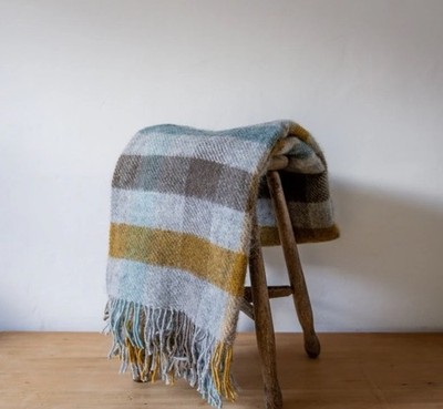 KLIPPAN eco pure lambswool blanket Gotland Wool Check Navy Caramel