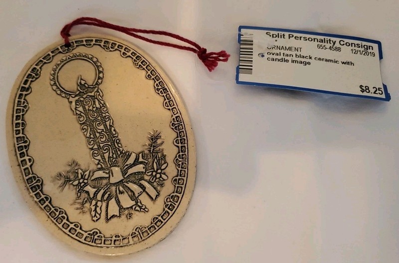 UNBRANDED TAN & BLACK CERAMIC OVAL CHRISTMAS ORNAMENT W/ CANDLE IMAGE - W/ TAG