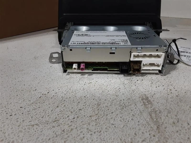 Nissan Sentra 2020-2022 radio receptor AM/FM sin navegación OEM Foto 3 de 4