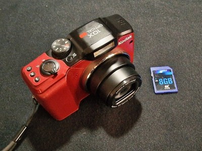 Rote Kodak Digital Kamera EasyShare Z915 10.0MP