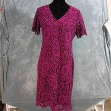 Lauren Ralph Lauren Pink Floral Lace V-Neck Sheath Dress Berry Size 8