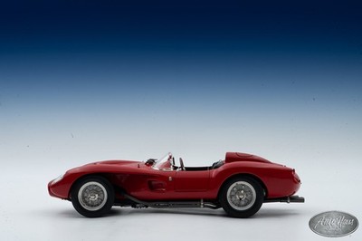 1/18 CMC 1958 FERRARI 250 TESTA ROSSA PONTOON FENDER RED  ALSO OPEN FOR TRADE 