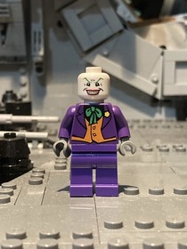Lego Batman 2006 Joker Minifigure 7782 7888 Excellent Condition!
