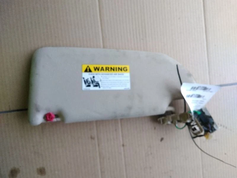 Passenger Sun Visor With Illumination Fits 05-09 VOLVO 60 SERIES 67583 - Image 3 of 4