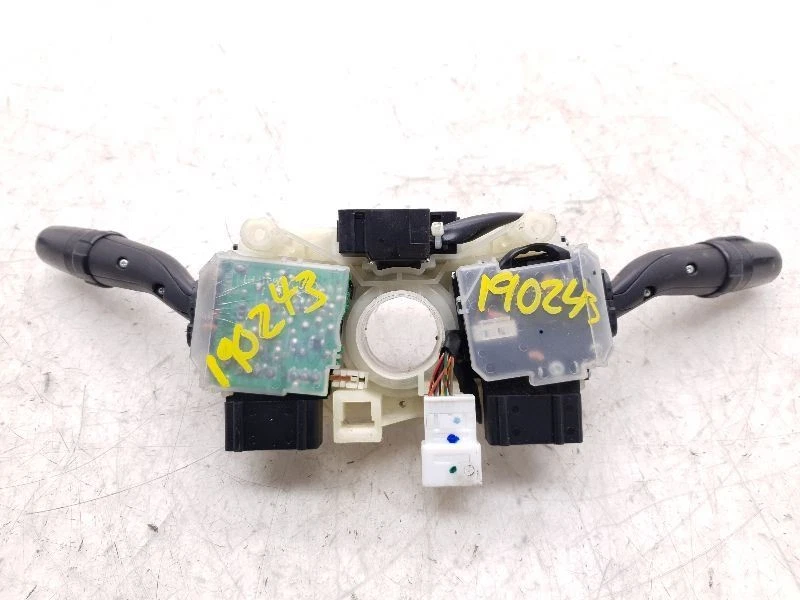 05 06 07 CONJUNTO INTERRUPTOR COLUMNA DIRECCIÓN TOYOTA SEQUOIA  Foto 2 de 4