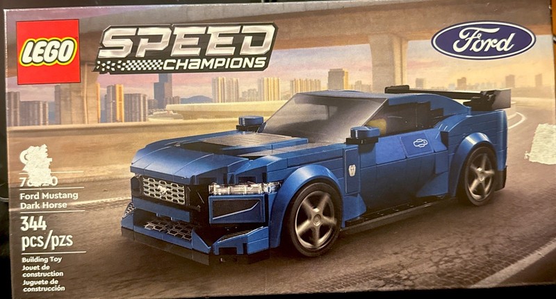 LEGO SPEED CHAMPIONS: Ford Mustang Dark Horse Sports Car (76920)