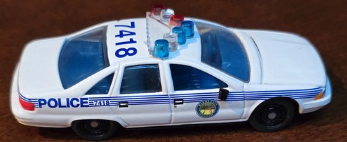 3" 1/64 Racing Champions Fast and the Furious 1992 Miami Police Chevy Caprice TM - Picture 11 of 11
