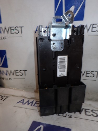 NEW TAKEOUT Square D Circuit Breaker HJA36015 3 Pole 15 amp 65kA@480v I line - Picture 4 of 7