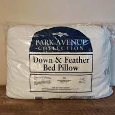 NEW Park Avenue Collection Down Feather Bed Pillow Standard Size White