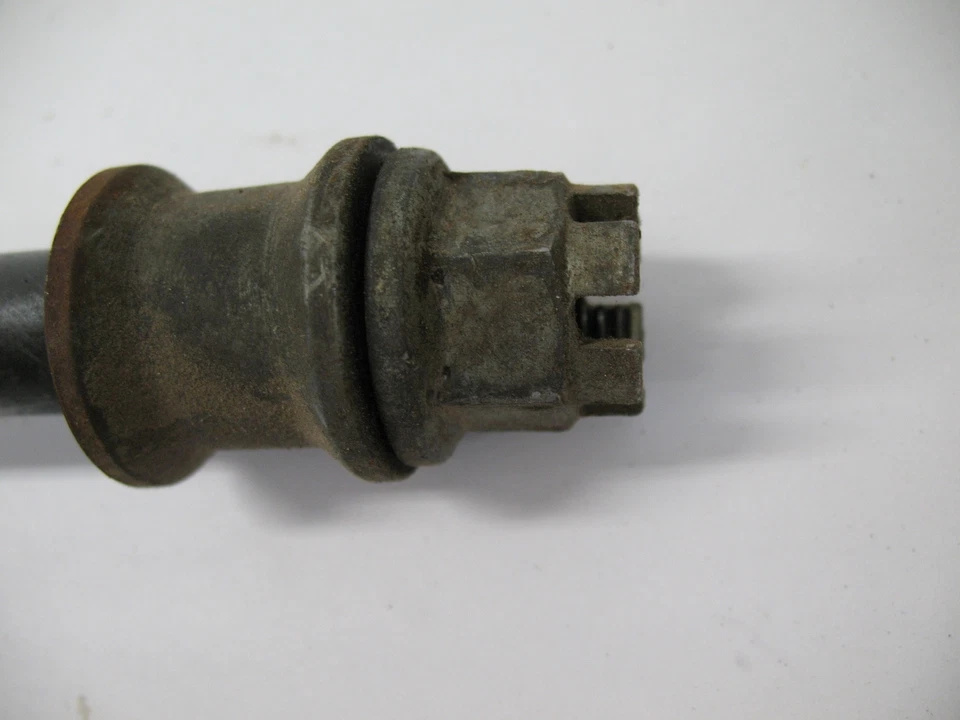 Kawasaki KS125 KS 125 1974 eje trasero 42031-046 Foto 2 de 4