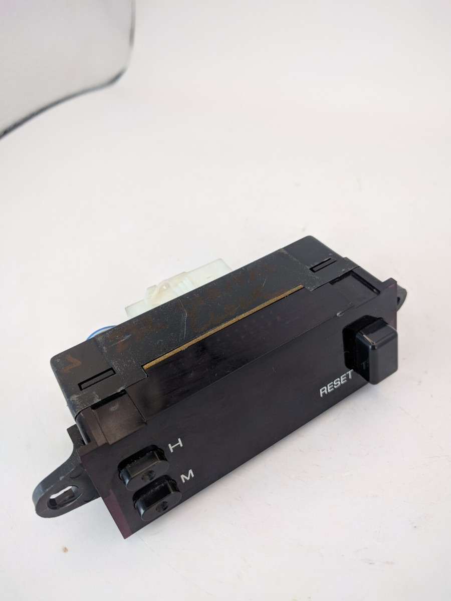 くろっくページ 1987-1989 Nissan 300ZX Z31 Turbo Clock Assembly 25820 21P00