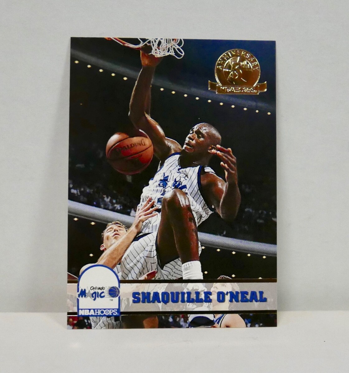 1993 Skybox Shaquille O' Neal NBA Hoops 5th Anniversary Gold Card
