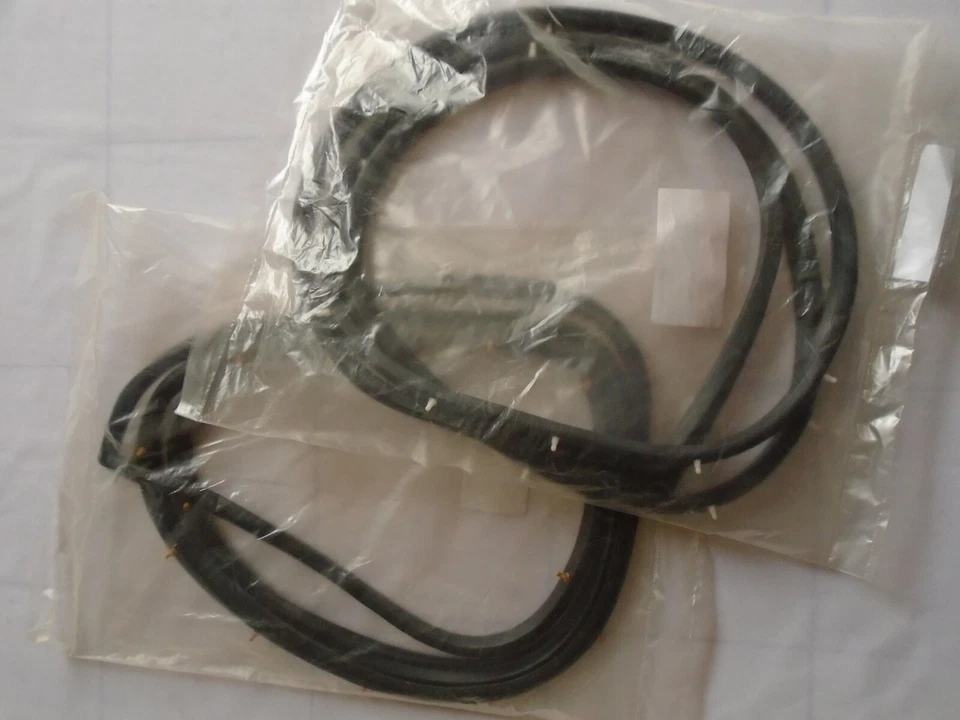 APTO PARA CAMIONETA DATSUN 620 CAMIONETA PICKUP 2 PUERTAS RESISTENTE A LA INTEMPERIE PUERTA SELLO DE GOMA PAR DIESTRO Y DERECHO Foto 2 de 4