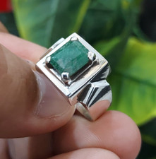 Beautiful Genuine Emerald Stone Ring baguette Stone Shape Emerald Unique Band