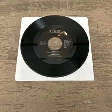 Diana Ross: Muscles / Pieces Of Ice, Vinyl 45 RPM VG+ RCA Gold Standard Stereo