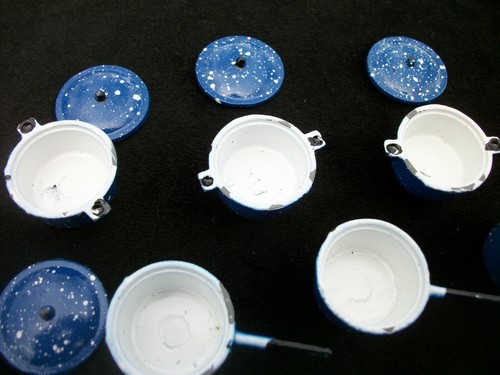 Miniature Cooking Pots w Lids Doll House Blue Spatterwear Lot 24 Pieces E - Picture 6 of 11