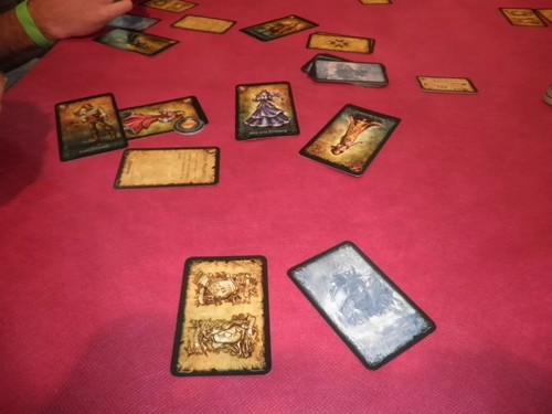 THE CASTLE OF THE DEVIL CARD GAME - Picture 3 of 6