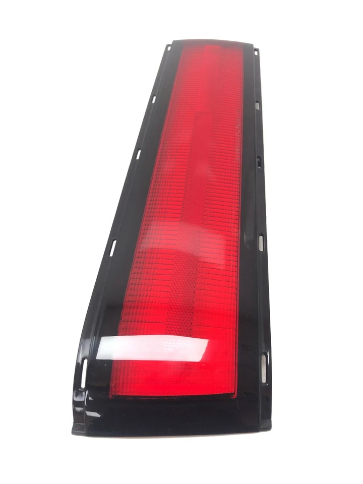 Lámpara trasera derecha genuina GM NOS para Buick LaSabre 1986-1989 16503840 Foto 3 de 4