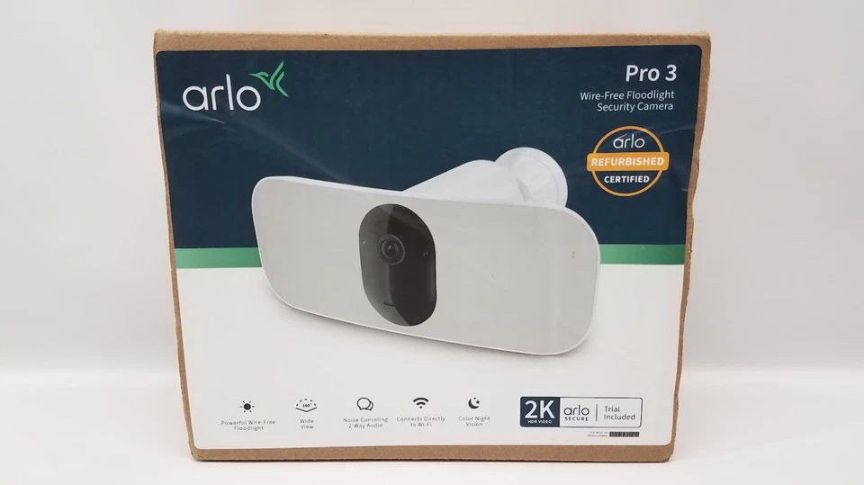 Arlo Pro 3 Floodlight Wire Free Security Camera - White FB1001 - Image 2 of 4