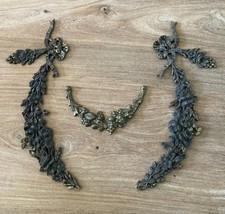 Ancien ORNEMENT FRONTON BRONZE Cocarde Noeud Couronne  Decoration Meuble Fleur