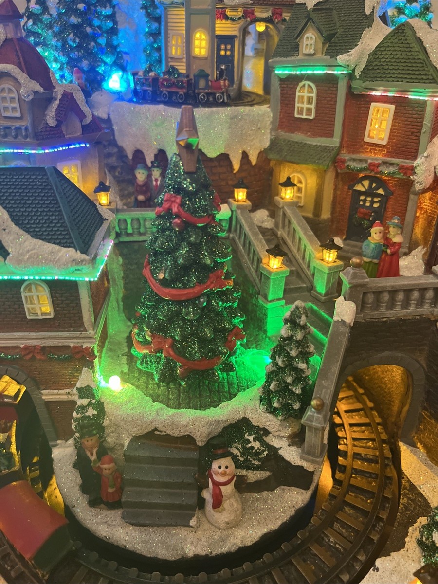 Costco Village de Noel Animated Christmas Village with Music