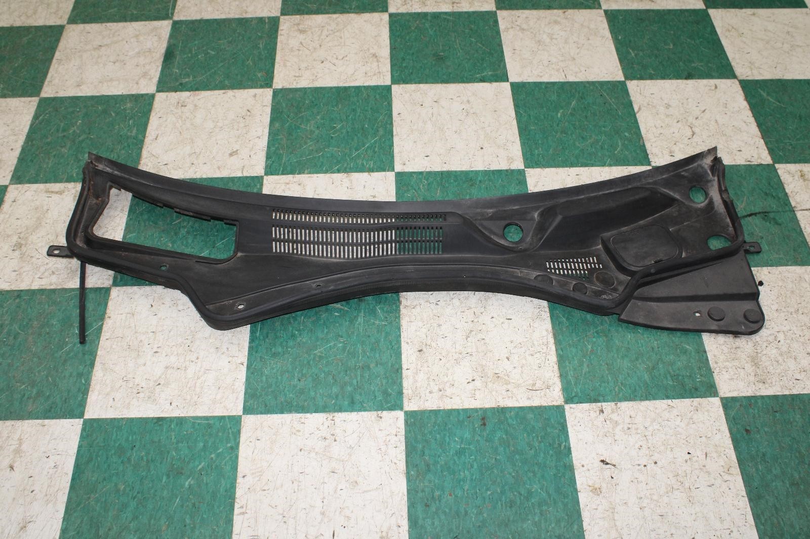 Maserati Ghibli 2014-2020 Front Cowl panel Black