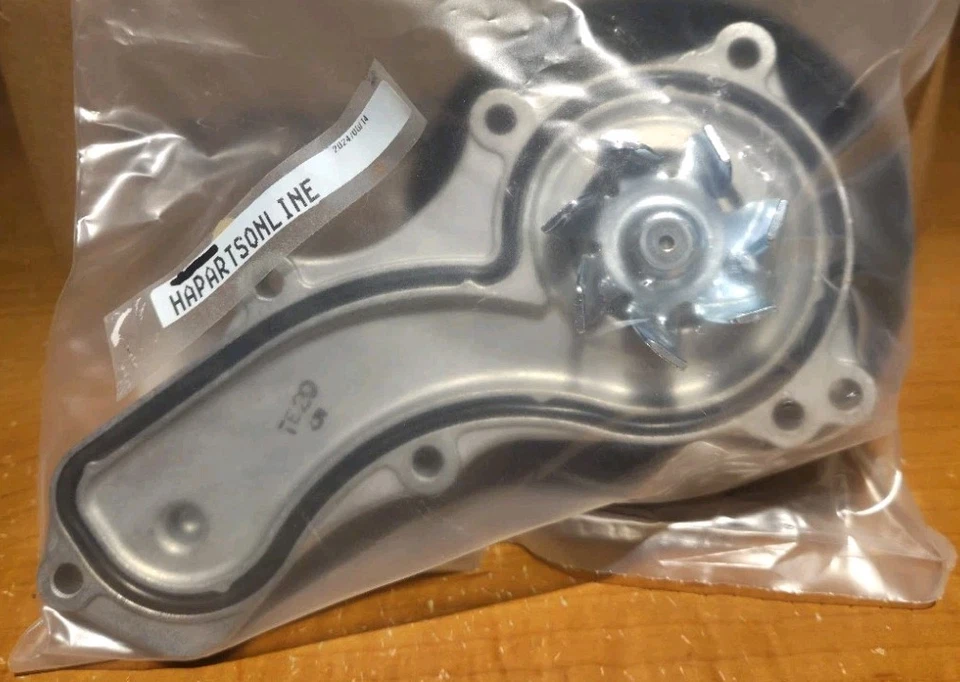 Bomba de agua Honda genuina OEM 13-17 Accord 15-19 CRV 2.4 NUEVO SELLADO VIN REQUERIDO Foto 3 de 3