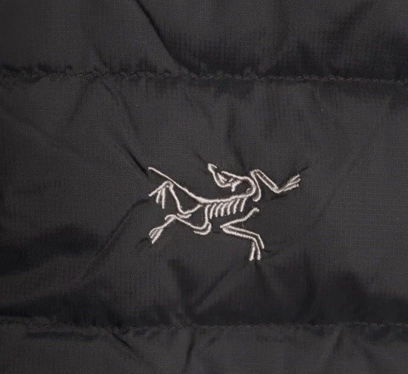 Мужской пуховик Arc'teryx Agrium размер средний цвет черный - Изображение 4 из 4