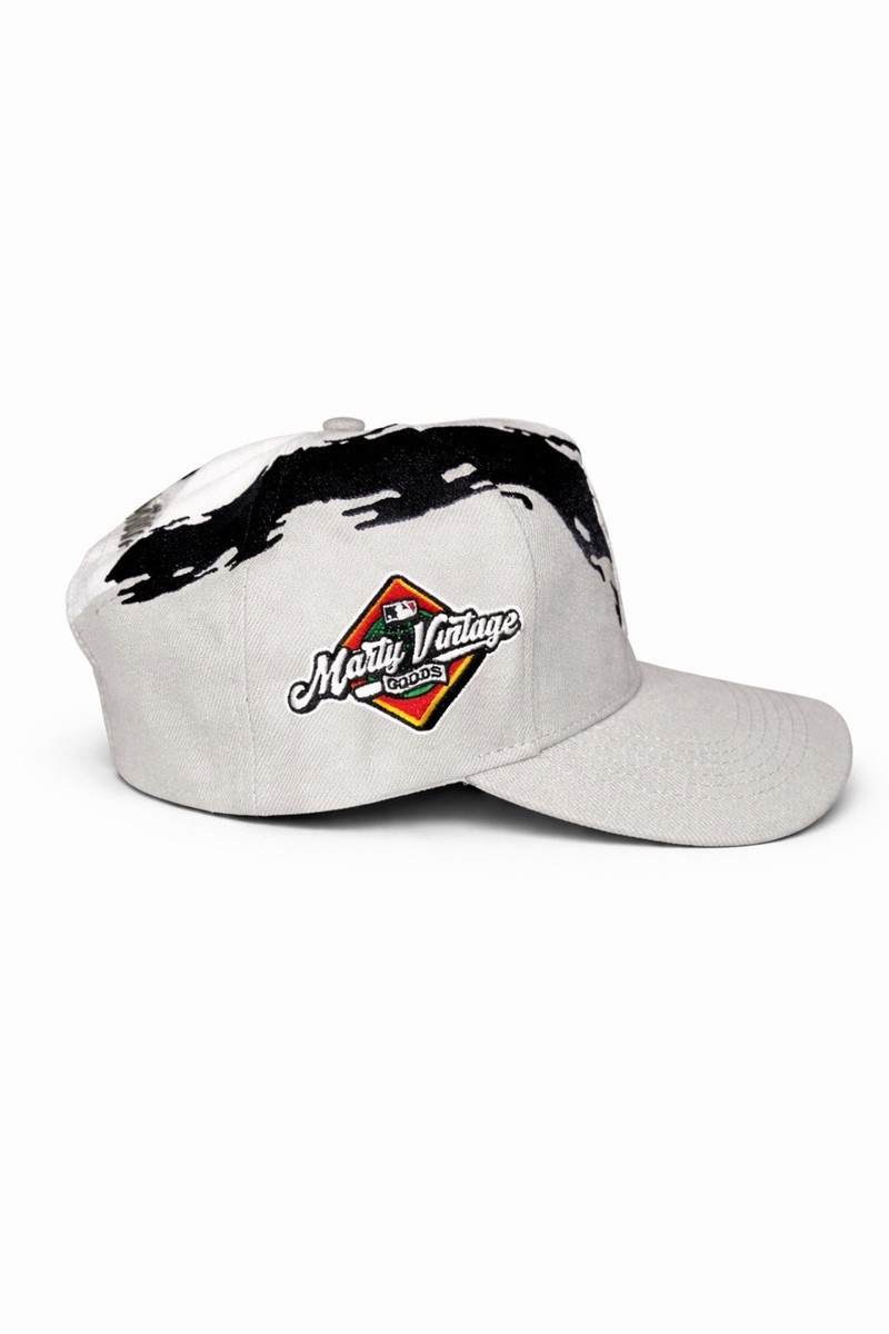 NEW 90s YANKEES MLB Snapback Hat MARTY vintage goods, Logo