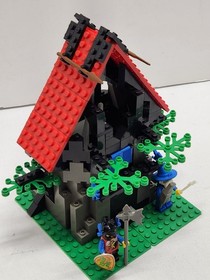 LEGO 1993 Vintage Castle: Majisto's Magical Workshop 6048 Wizard Dragon Knight 