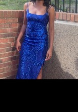 Beautiful Blue sequence formal dress Great condition Size 4