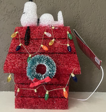 2011 ATICO SNOOPY/DOGHOUSE LIGHTED CHRISTMAS DECORATION - UNUSED - W/ORIG TAG