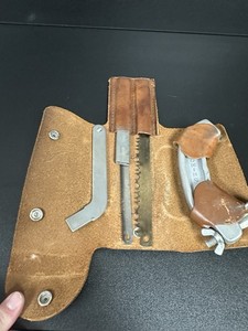 VINTAGE WYOMING SAW 11” COMPACT HUNTING CAMPING SAW BLADES and LEATHER COVER 11”