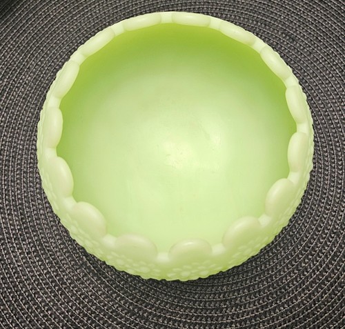 Vintage Fenton Lime Green Satin Custard Glass 3 Footed Rose Bowl 4 X 5.5 Inch. - Picture 5 of 8