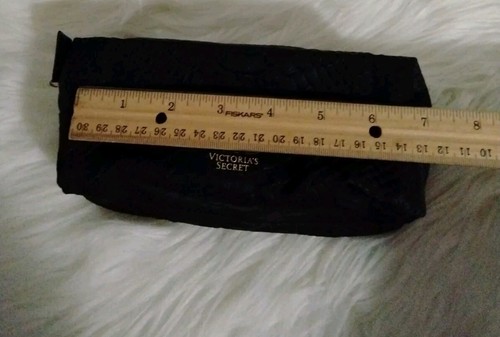 Victoria Secret Black Gold Makeup Cosmetics Bag - Picture 4 of 6