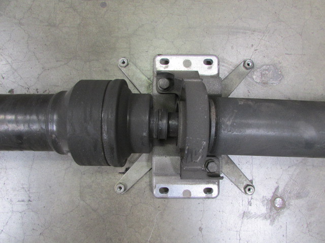 Maserati Granturismo, Drive Shaft, Rear, Used, P/N 228857