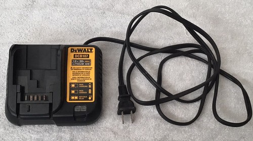 20V Max Lithium Ion Battery Charger 