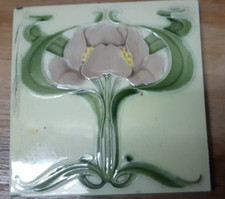 antike Jugendstil Fliese, Kachel - Relief in floralem Design