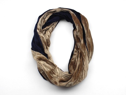 Women's Faux Suede Two-Tone Circle Infinity Scarf - Picture 6 of 8