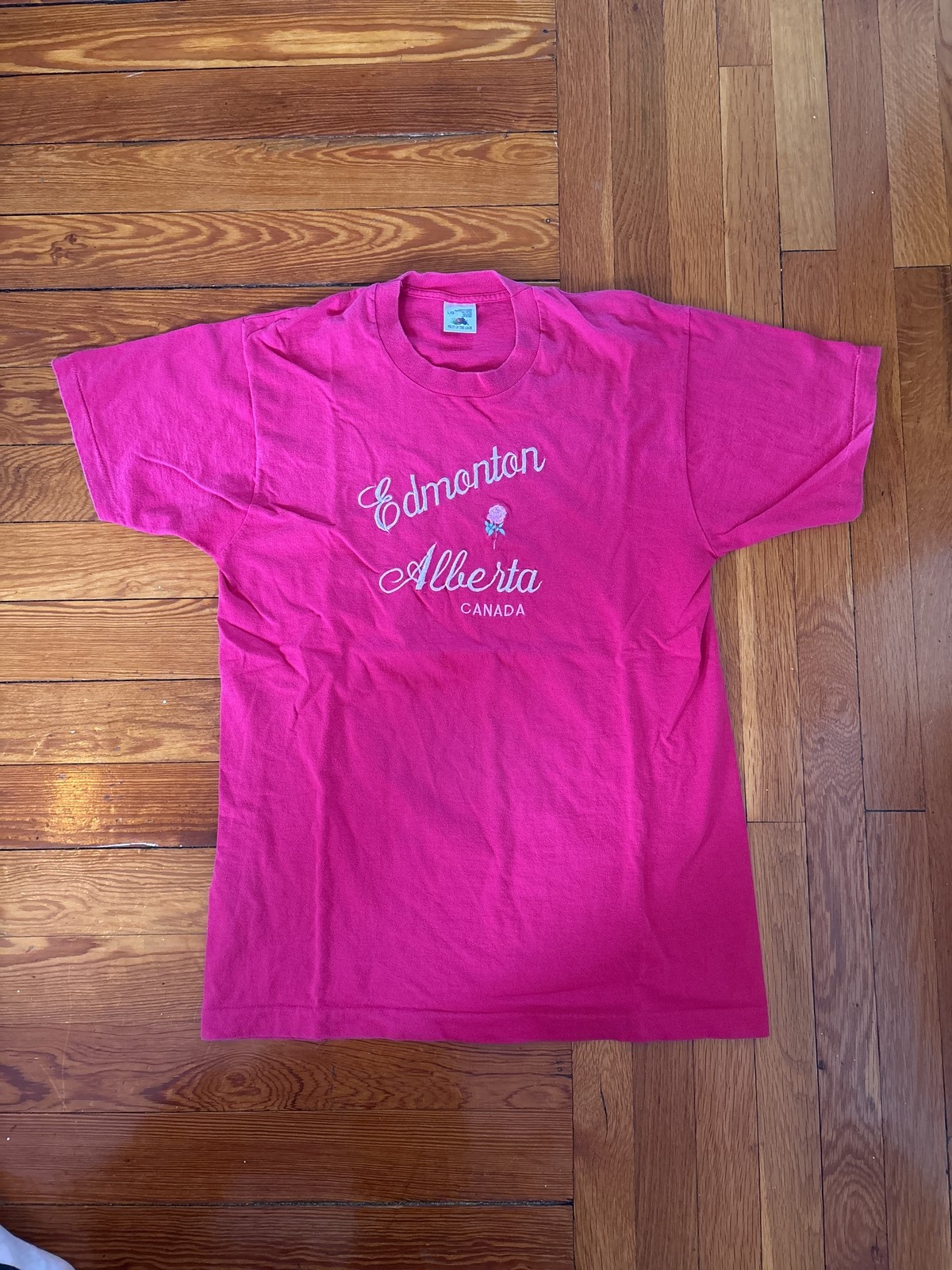 ALTRA T shirt Edmonton Alberta Canada rosa